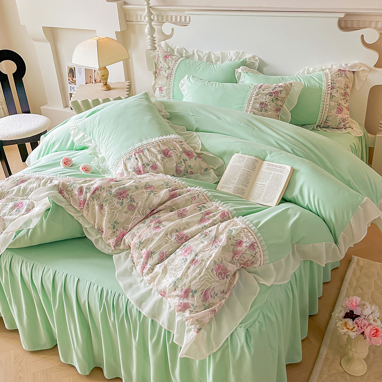 91家纺网 家纺一手货源 找家纺 （总）富宁家纺 2025新款蕾丝刺绣数码印花款四件套-浅影玫瑰