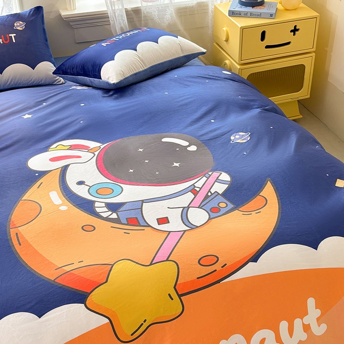 91家纺网 家纺一手货源 找家纺 ds生活馆 2026新款大版卡通水晶绒牛奶绒单被套 流浪月球