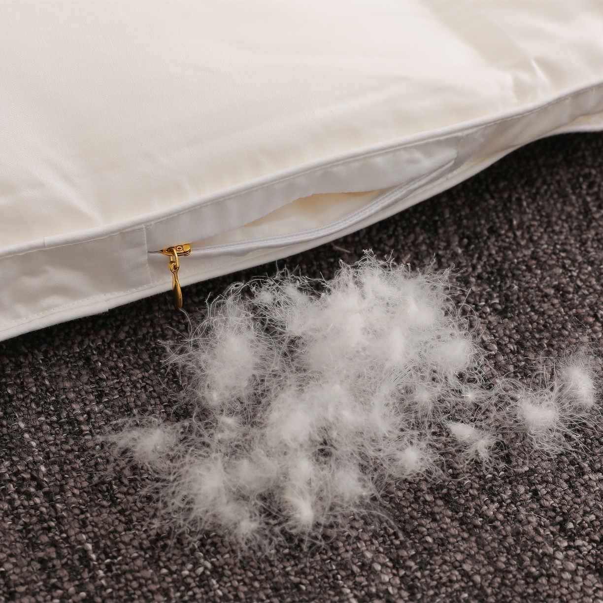 91家纺网 家纺一手货源 找家纺 （总）傲蕾良品 2025新款国货之光华西医学“免疫一号”柔赛丝95%白鹅绒被