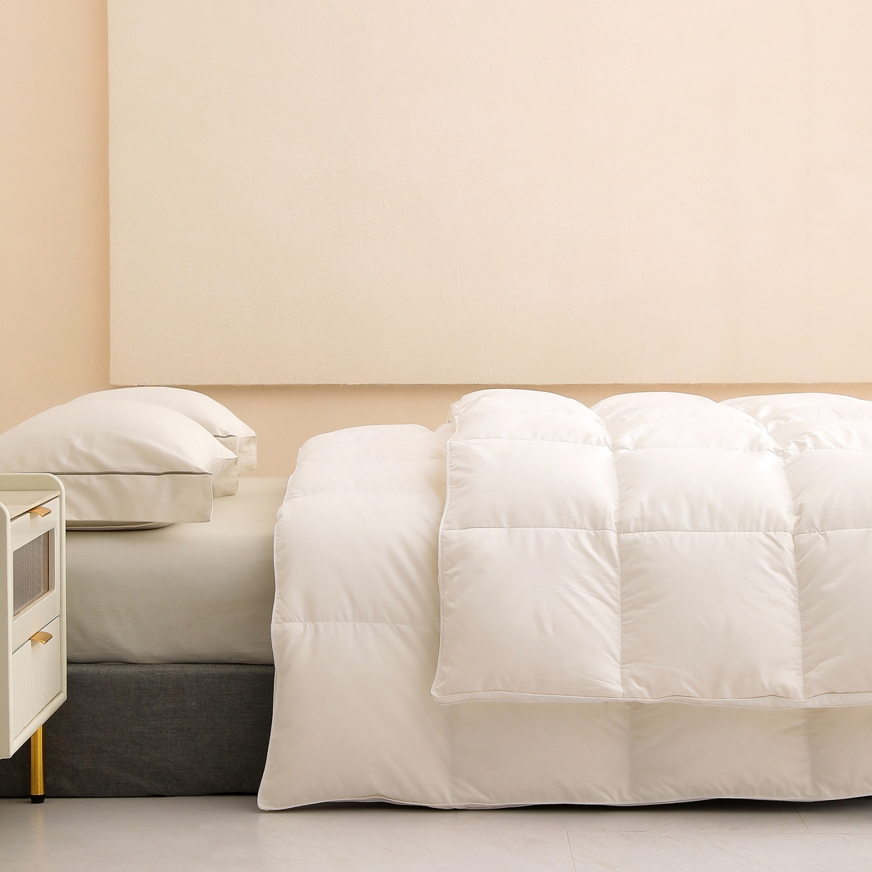 91家纺网 家纺一手货源 找家纺 （总）傲蕾良品 2025新款国货之光华西医学“免疫一号”柔赛丝95%白鹅绒被