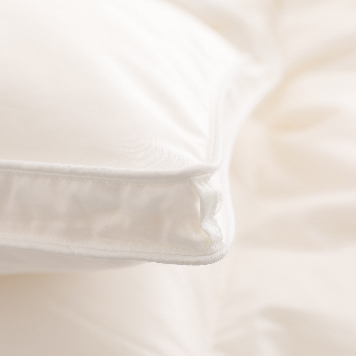 91家纺网 家纺一手货源 找家纺 （总）傲蕾良品 2025新款国货之光华西医学“免疫一号”柔赛丝95%白鹅绒被