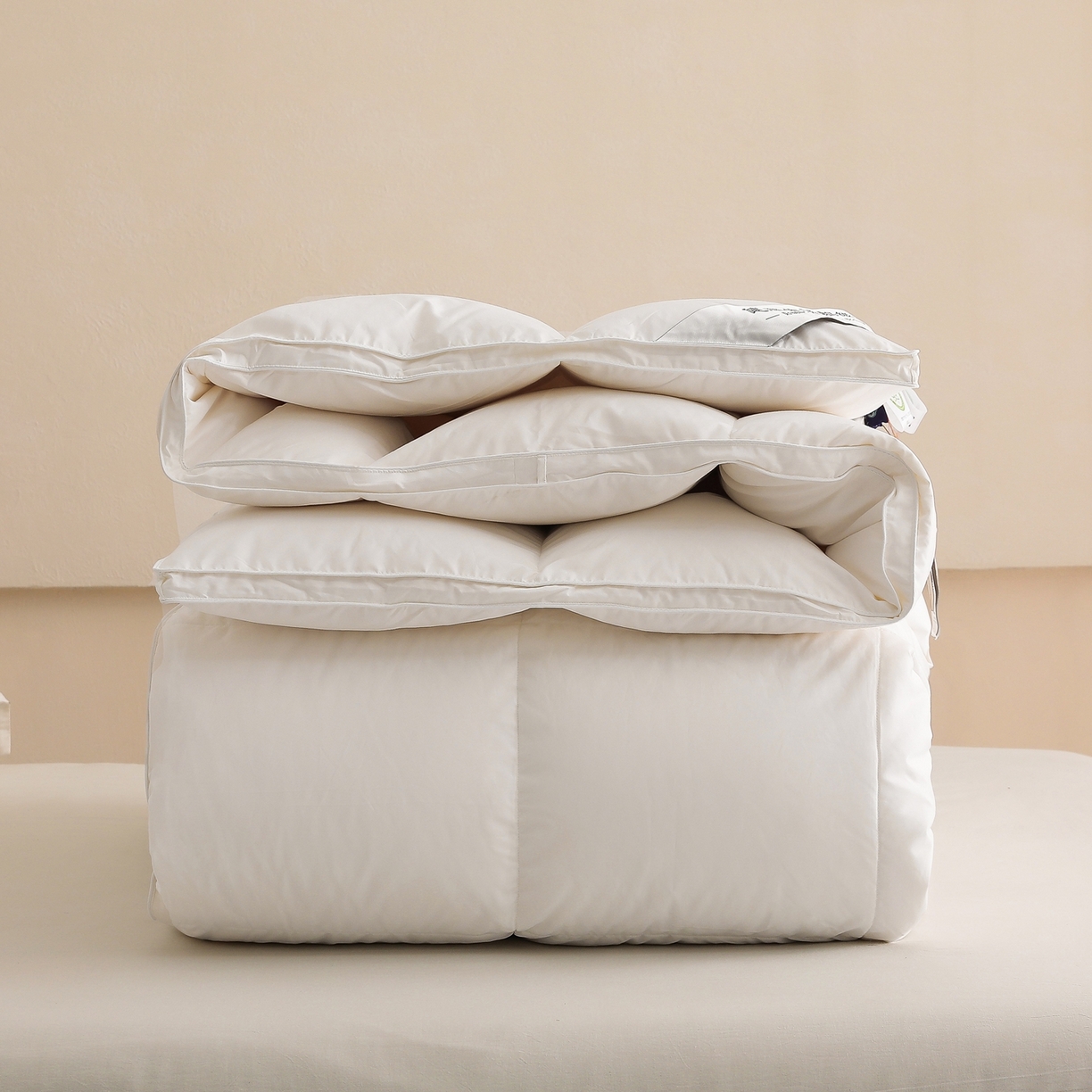 91家纺网 家纺一手货源 找家纺 （总）傲蕾良品 2025新款国货之光华西医学“免疫一号”柔赛丝95%白鹅绒被