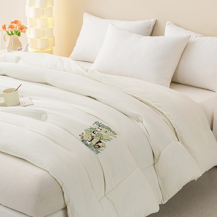 91家纺网 家纺一手货源 找家纺 帕芬鸟家纺 2025新款超柔水洗棉大豆被子被芯 米白色