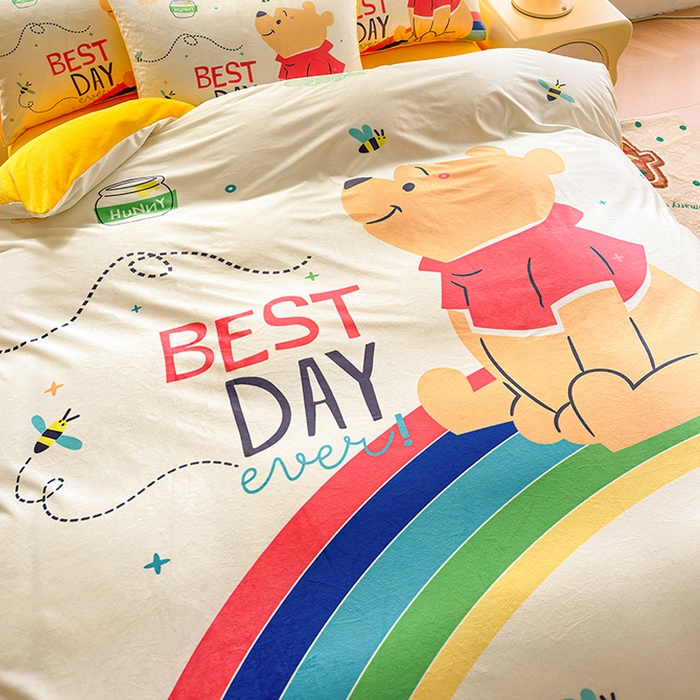 91家纺网 家纺一手货源 找家纺 ds生活馆 2026新款大版卡通水晶绒牛奶绒单被套 维尼小熊