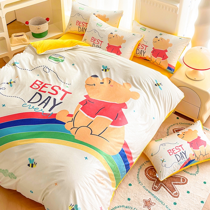 91家纺网 家纺一手货源 找家纺 ds生活馆 2026新款大版卡通水晶绒牛奶绒单被套 维尼小熊