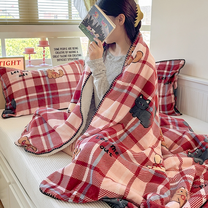 繁花家居 2025英伦风高克重羊羔绒牛奶绒贝壳边毛毯毯子 甜梦喵趣