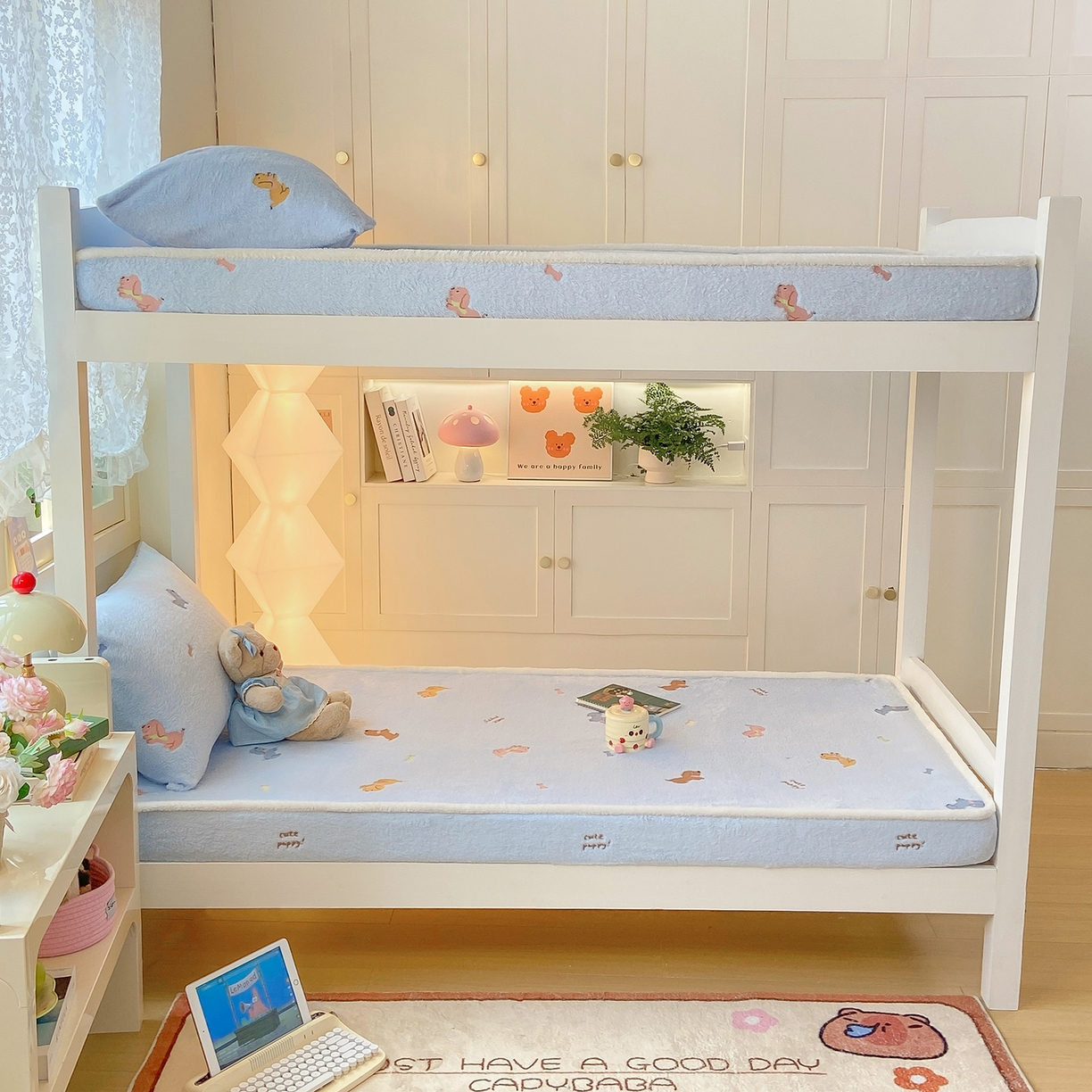 91家纺网 家纺一手货源 找家纺 眠势力 2025新款250g双面绒学生床笠单件三件套宿舍上下铺刺绣款牛奶绒床垫保护套 大耳狗【双面绒刺绣款】