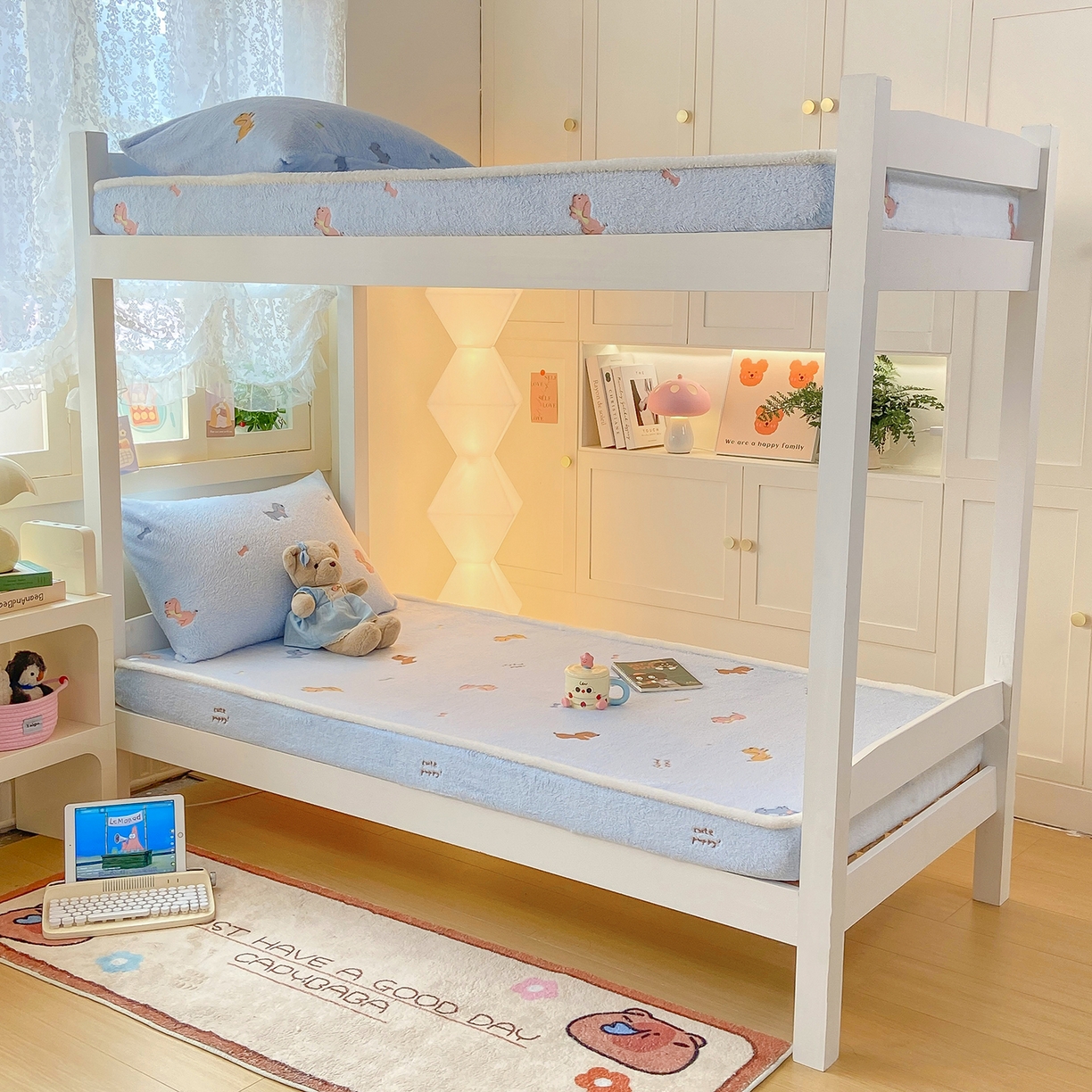 91家纺网 家纺一手货源 找家纺 眠势力 2025新款250g双面绒学生床笠单件三件套宿舍上下铺刺绣款牛奶绒床垫保护套 大耳狗【双面绒刺绣款】