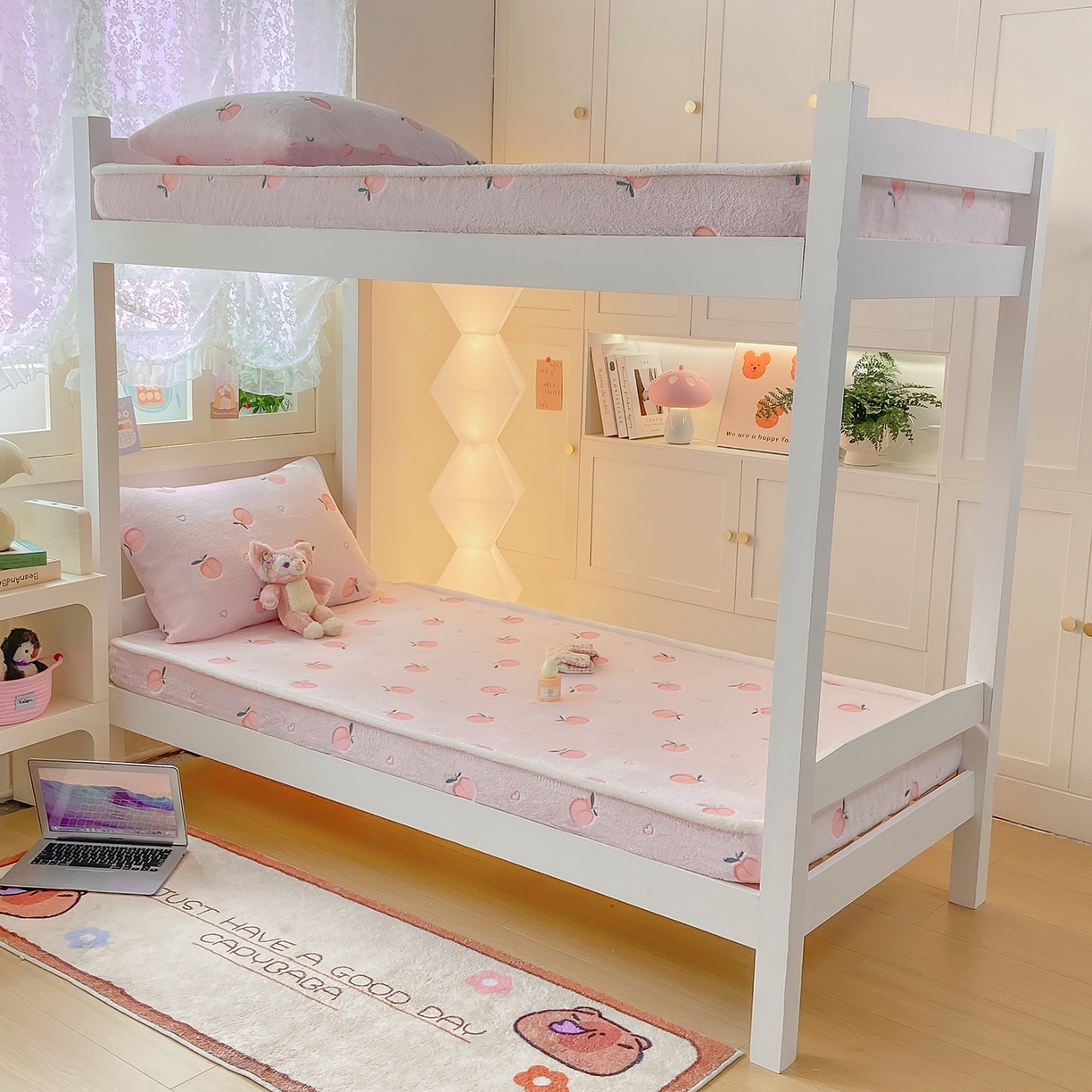 91家纺网 家纺一手货源 找家纺 眠势力 2025新款250g双面绒学生床笠单件三件套宿舍上下铺刺绣款牛奶绒床垫保护套 水蜜桃【双面绒刺绣款】