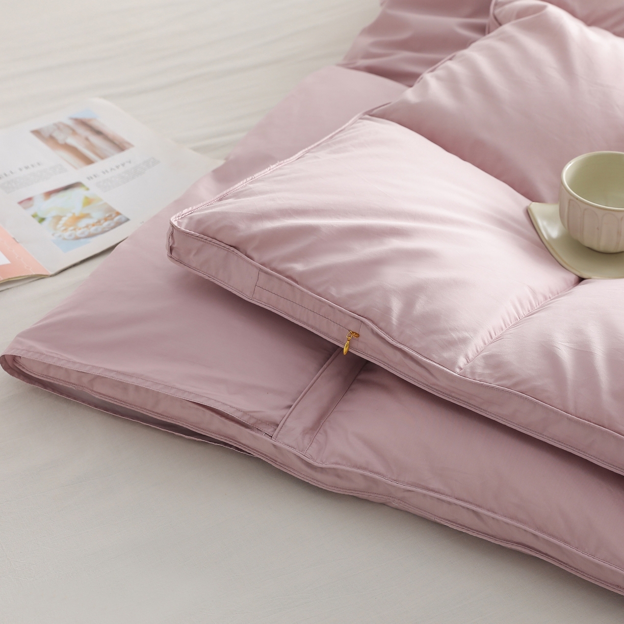 91家纺网 家纺一手货源 找家纺 （总）傲蕾良品 2025新款国货之光华西医学“助眠一号”柔赛丝95%白鹅绒被