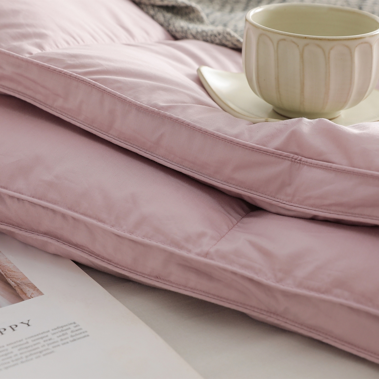 91家纺网 家纺一手货源 找家纺 （总）傲蕾良品 2025新款国货之光华西医学“助眠一号”柔赛丝95%白鹅绒被