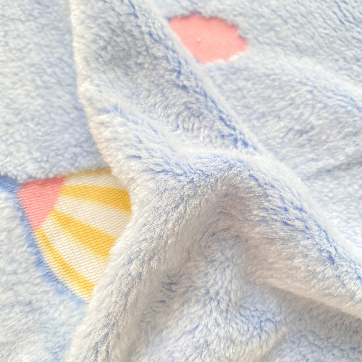 91家纺网 家纺一手货源 找家纺 眠势力 2025新款250g双面绒床笠单件三件套刺绣款高克重牛奶绒床垫保护套 热气球【双面绒刺绣款】