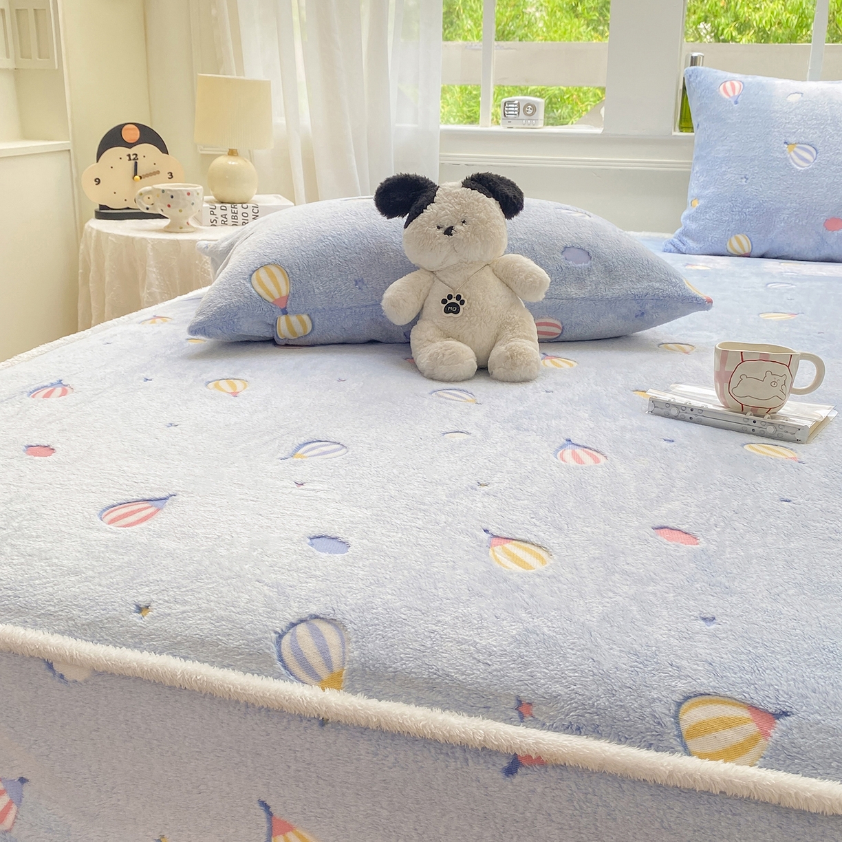 91家纺网 家纺一手货源 找家纺 眠势力 2025新款250g双面绒床笠单件三件套刺绣款高克重牛奶绒床垫保护套 热气球【双面绒刺绣款】