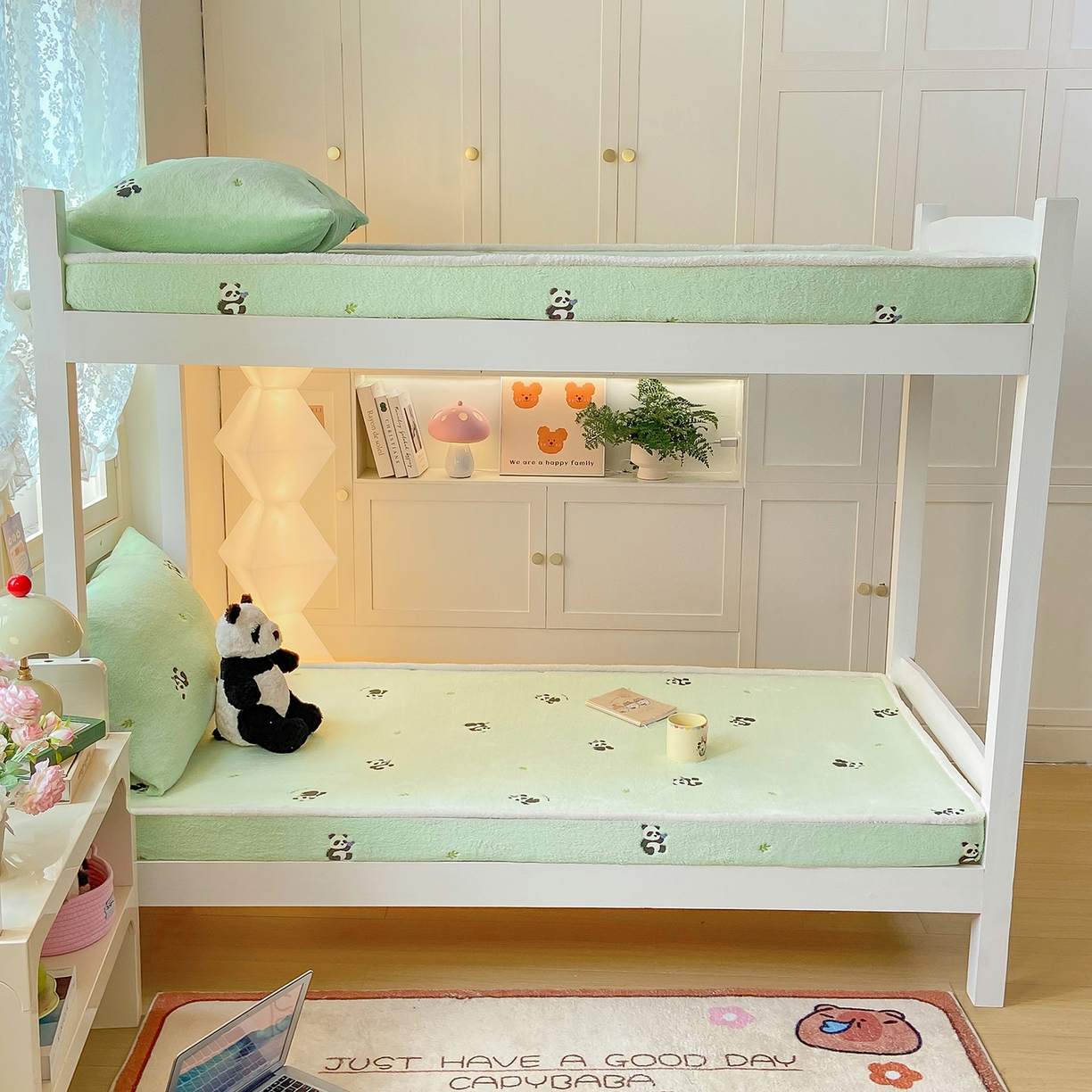 91家纺网 家纺一手货源 找家纺 眠势力 2025新款250g双面绒学生床笠单件三件套宿舍上下铺刺绣款牛奶绒床垫保护套 熊猫绿【双面绒刺绣款】