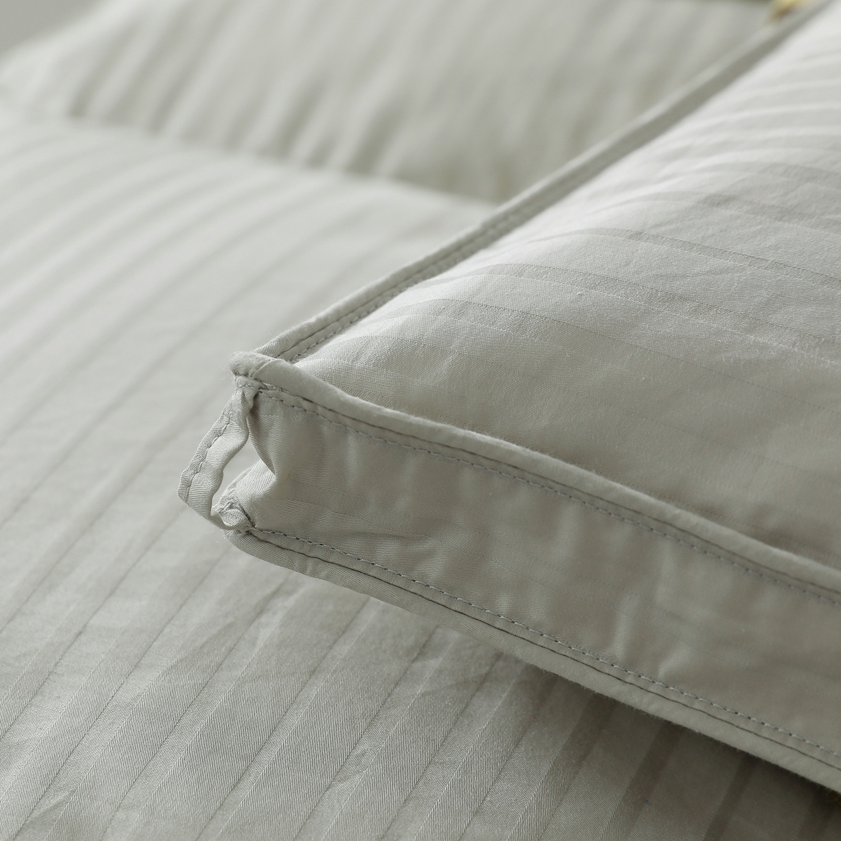 91家纺网 家纺一手货源 找家纺 （总）傲蕾良品 2025新款私享级100支全棉提花95%白鹅绒被