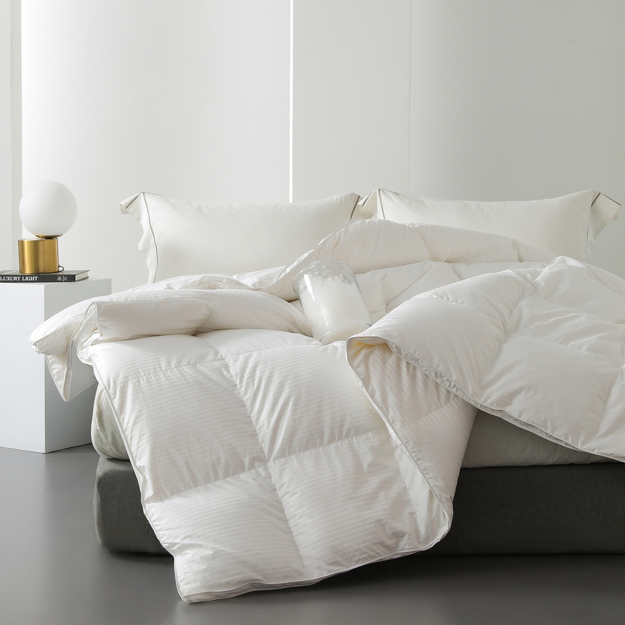 91家纺网 家纺一手货源 找家纺 傲蕾良品 2025新款私享级100支全棉提花95%白鹅绒被 布达佩斯