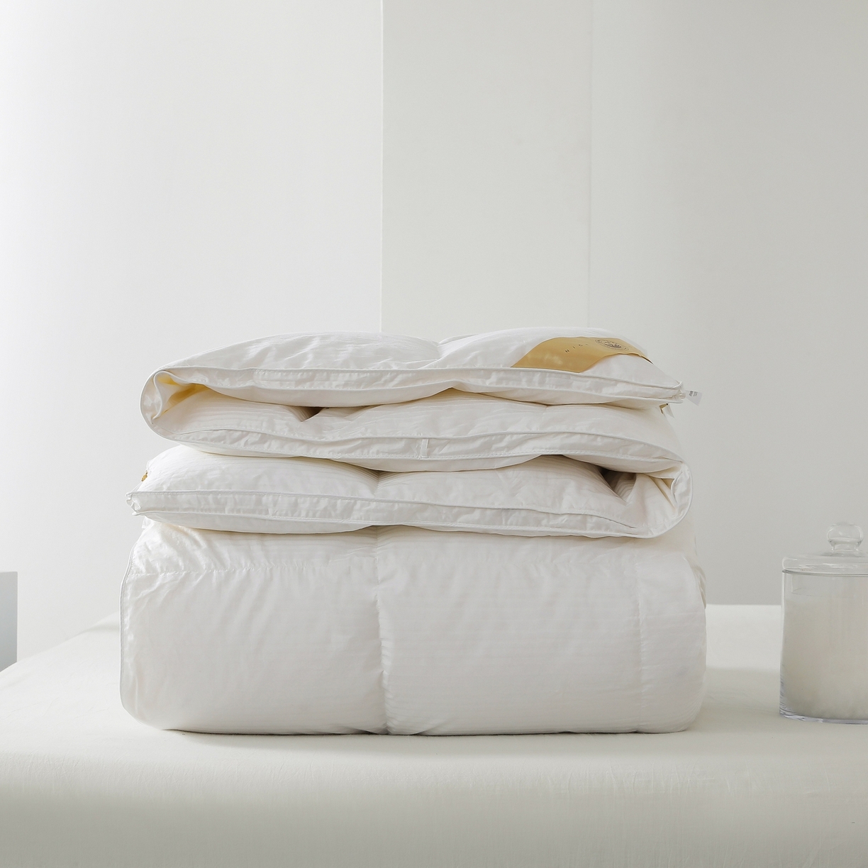 91家纺网 家纺一手货源 找家纺 傲蕾良品 2025新款私享级100支全棉提花95%白鹅绒被 布达佩斯