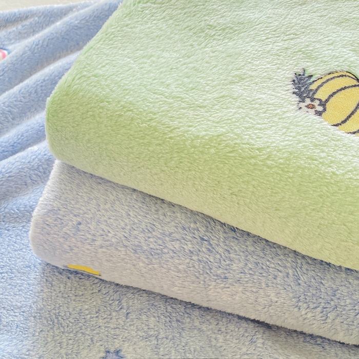 91家纺网 家纺一手货源 找家纺 眠势力 2025新款250g双面绒学生床笠单件三件套宿舍上下铺刺绣款牛奶绒床垫保护套 组合图仅供展示不可下单