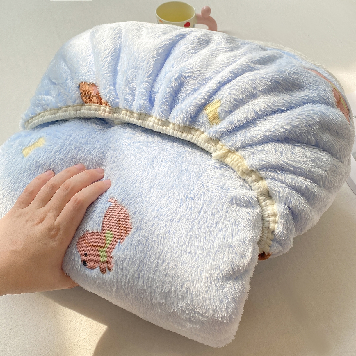 91家纺网 家纺一手货源 找家纺 眠势力 2025新款250g双面绒床笠单件三件套刺绣款高克重牛奶绒床垫保护套 大耳狗【双面绒刺绣款】