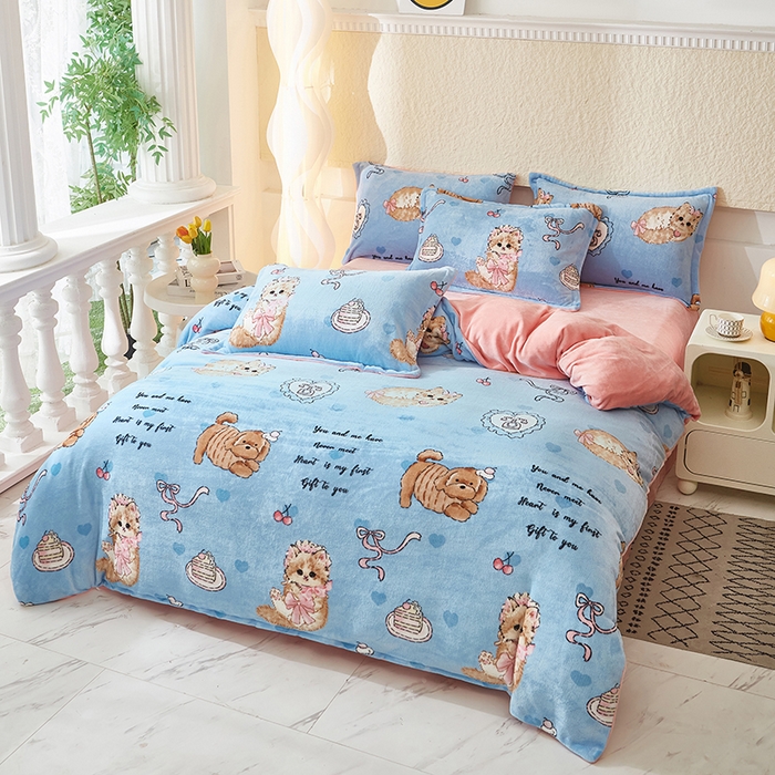 91家纺网 家纺一手货源 找家纺 喜梦缘家纺 2025新款小版牛奶绒印花四件套系列 猫狗日记