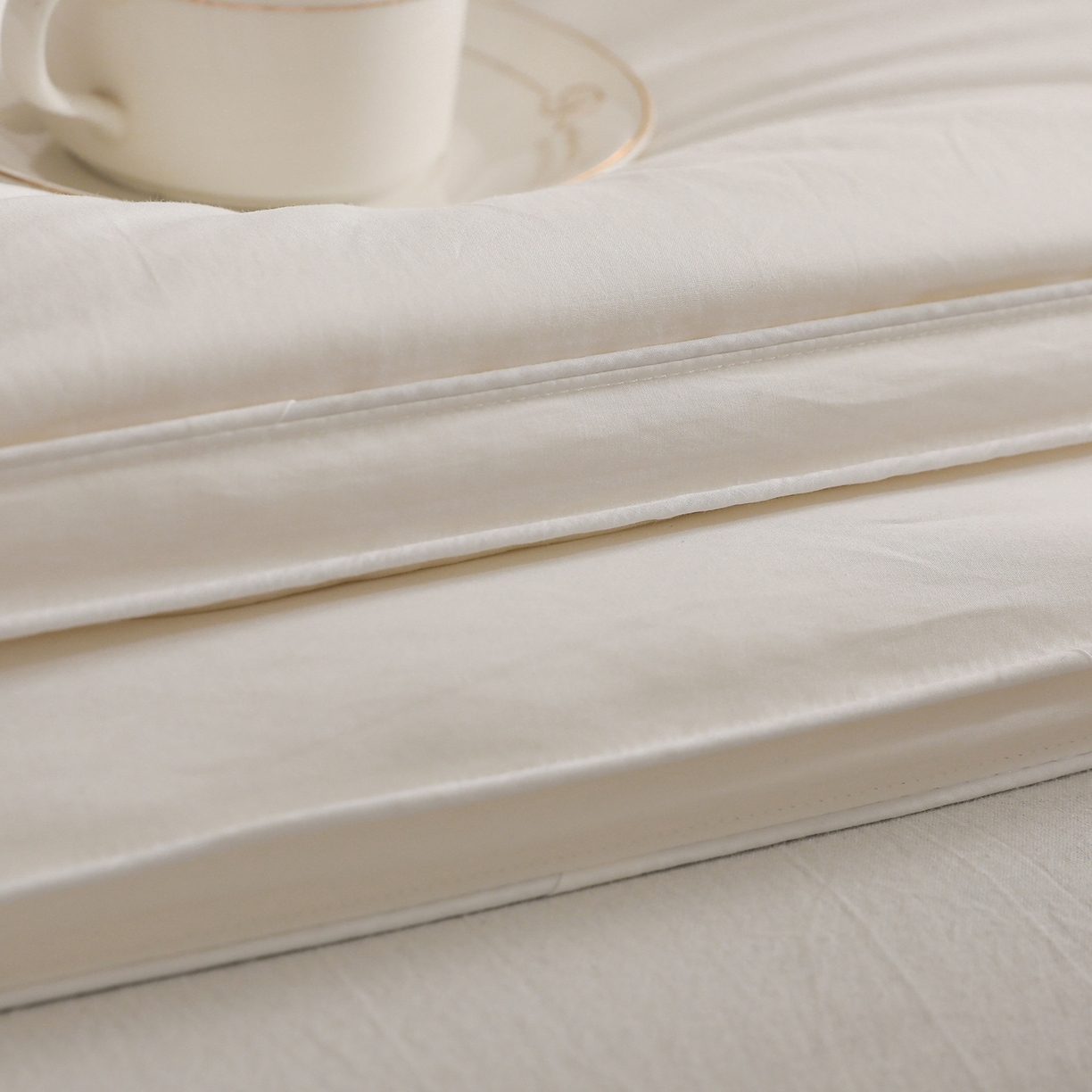 91家纺网 家纺一手货源 找家纺 傲蕾良品 2025新款臻享级天丝磨毛95%白鹅绒被 檀香山