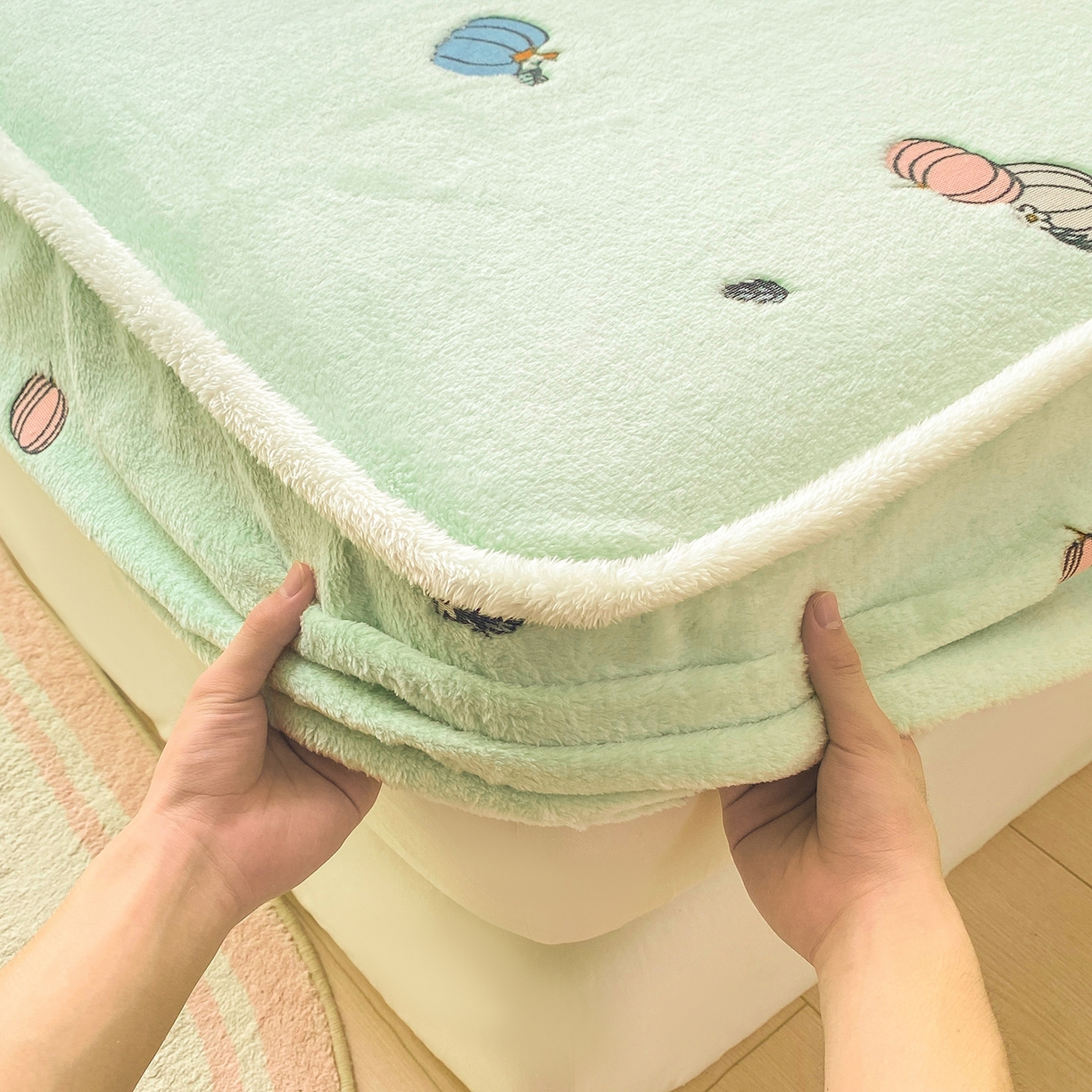 91家纺网 家纺一手货源 找家纺 眠势力 2025新款250g双面绒床笠单件三件套刺绣款高克重牛奶绒床垫保护套 小南瓜【双面绒刺绣款】