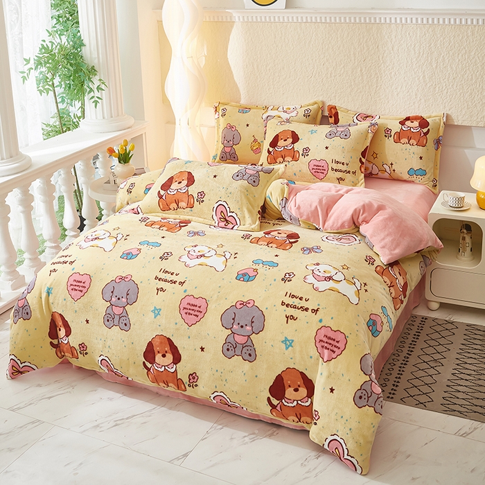 91家纺网 家纺一手货源 找家纺 喜梦缘家纺 2025新款小版牛奶绒印花四件套系列 旺旺小狗