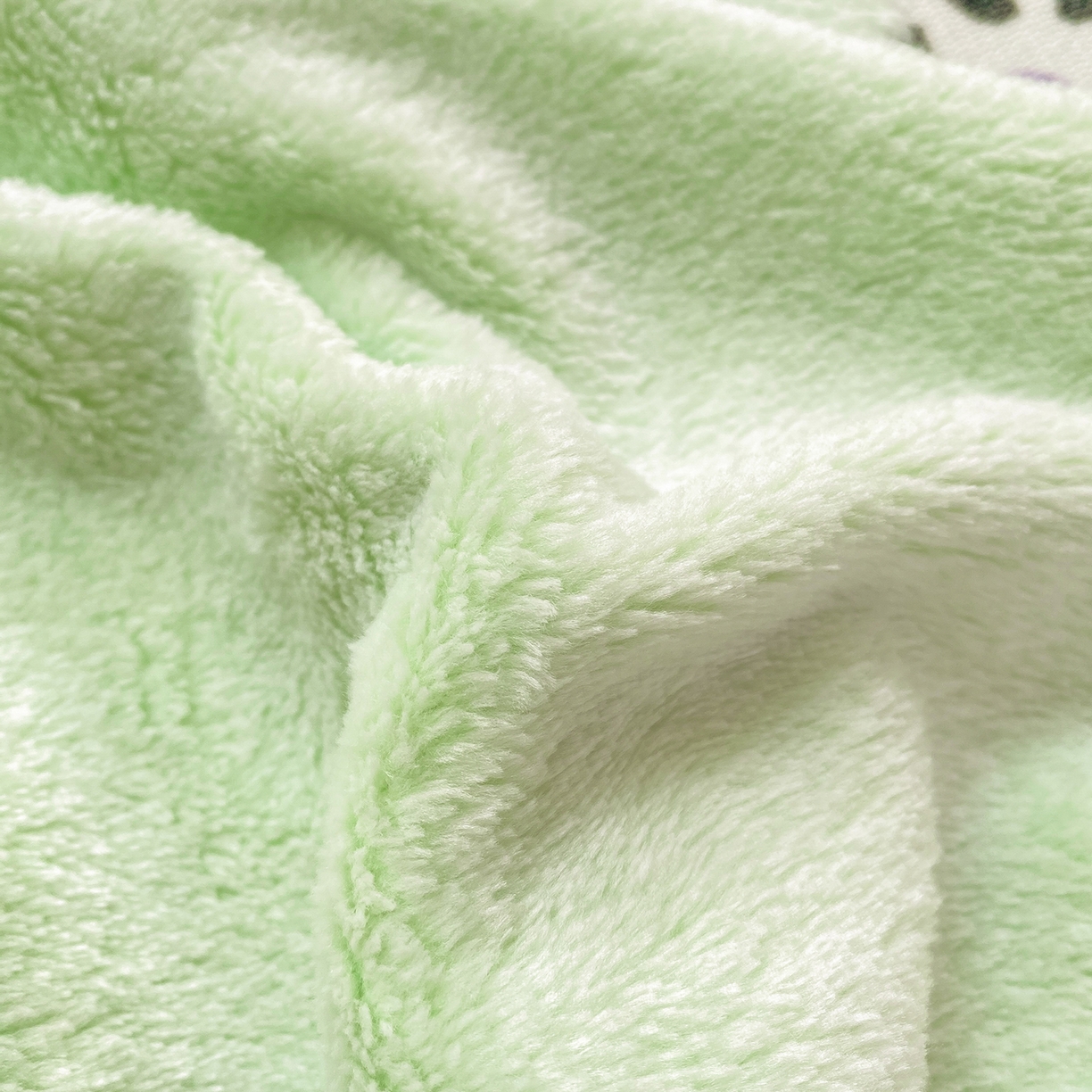 91家纺网 家纺一手货源 找家纺 眠势力 2025新款250g双面绒床笠单件三件套刺绣款高克重牛奶绒床垫保护套 熊猫绿【双面绒刺绣款】