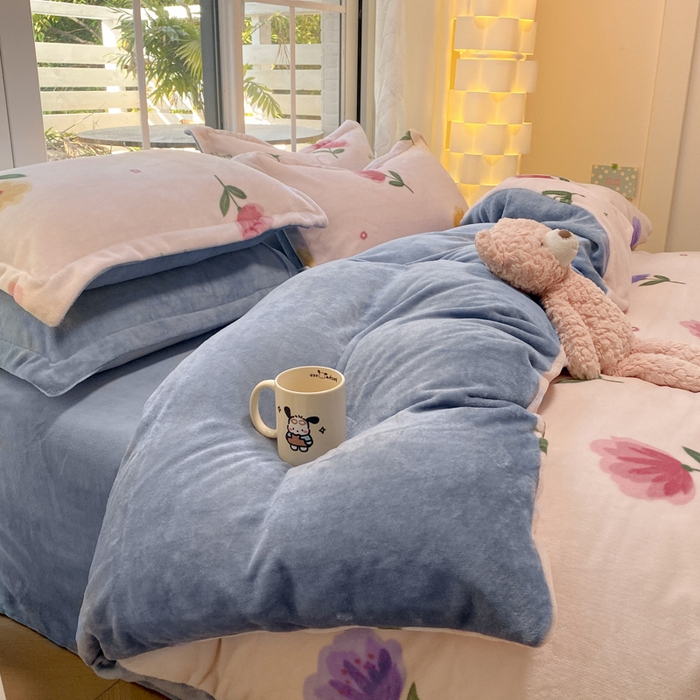 91家纺网 家纺一手货源 找家纺 喜梦缘家纺 2025新款小版牛奶绒印花四件套系列 郁金香