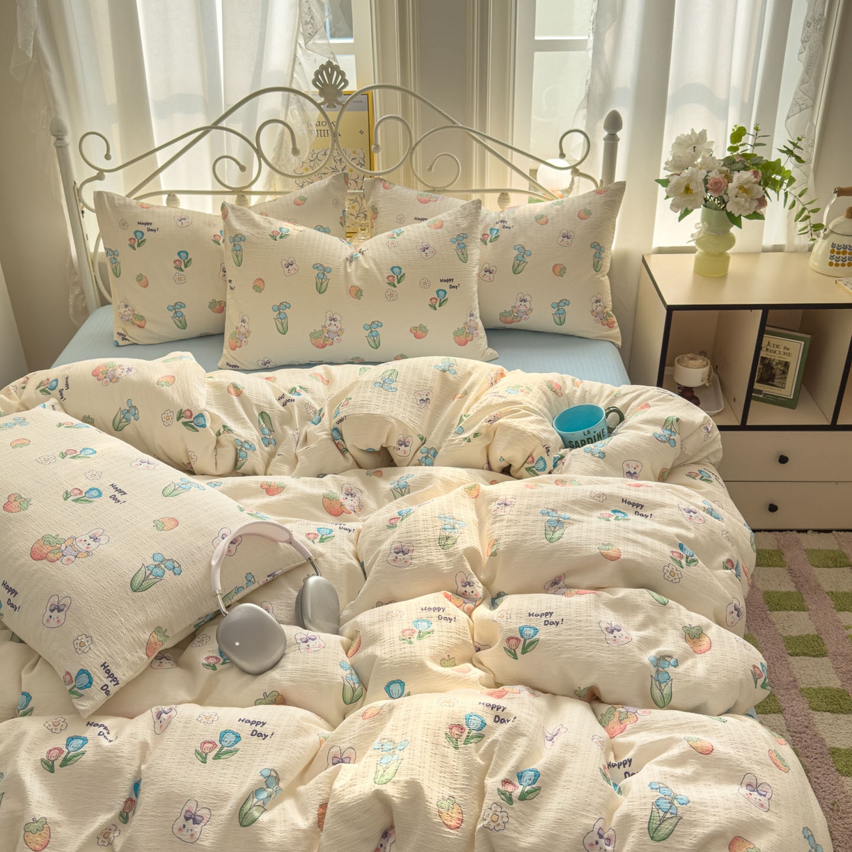 91家纺网 家纺一手货源 找家纺 卡斯诺家纺馆 2025新款A类皱皱棉双层纱印花四件套 草莓乐园