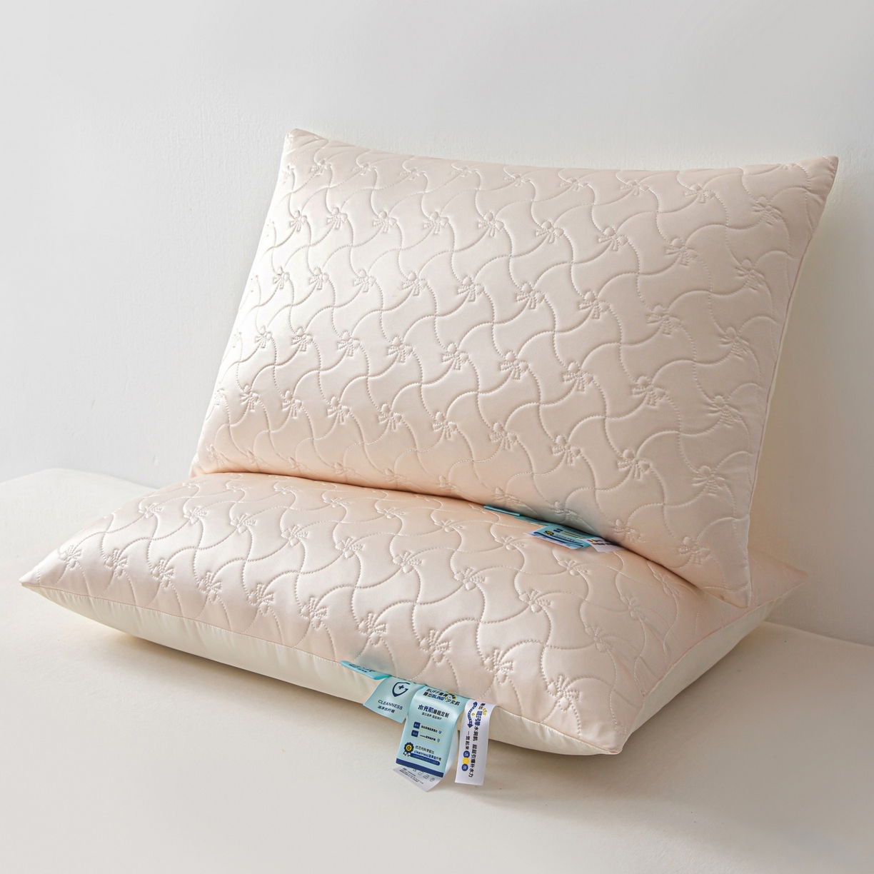 91家纺网 家纺一手货源 找家纺 麦肯锡 2025新款嘭嘭水光-水润枕枕头枕芯-产品图 嘭嘭水光-水润枕/对