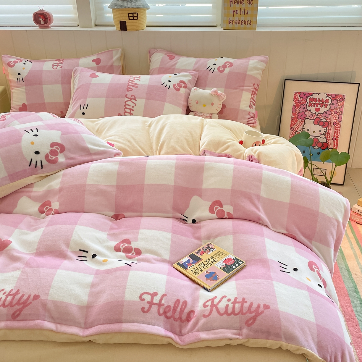 91家纺网 家纺一手货源 找家纺 金爱家 2025新款A类正版三丽鸥授权卡通加厚高克重牛奶绒系列四件套 绒三丽鸥-粉梦kitty