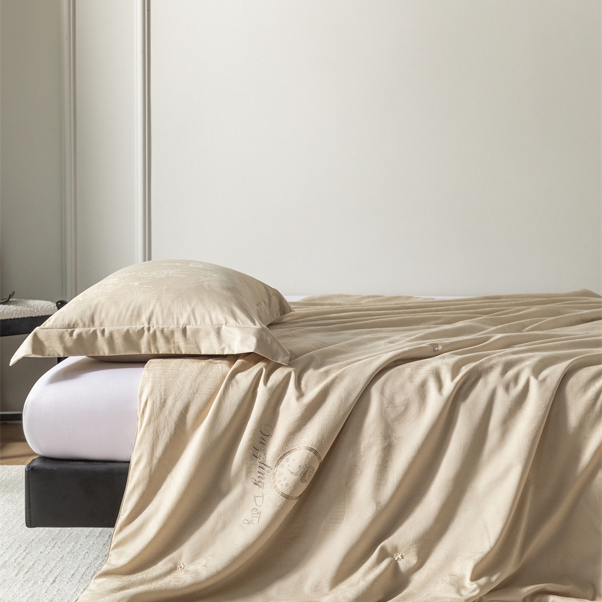 91家纺网 家纺一手货源 找家纺 （总）缦纯 天然纯柞蚕丝被 手工纯蚕丝被 夏被空调被 春秋被 冬被蚕丝被芯