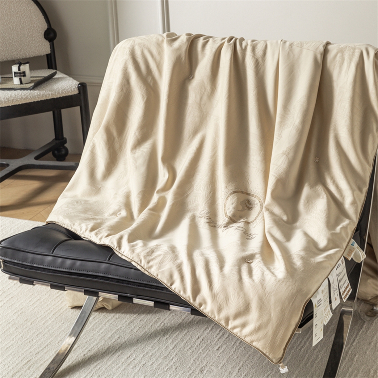 91家纺网 家纺一手货源 找家纺 （总）缦纯蚕丝羽绒馆2025新款特级国标双宫桑蚕丝被城堡女王手工100%桑蚕丝被子春秋被夏被冬被长丝绵被子子母被保真可检测