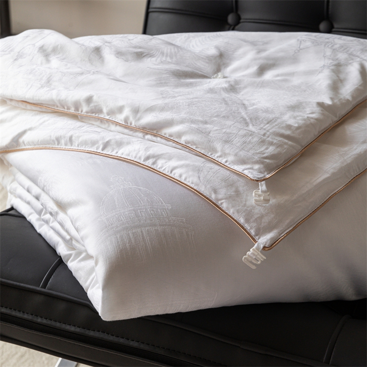 91家纺网 家纺一手货源 找家纺 缦纯蚕丝羽绒馆2025新款特级国标双宫桑蚕丝被城堡女王手工100%桑蚕丝被子春秋被夏被冬被长丝绵被子子母被保真可检测 珍珠白