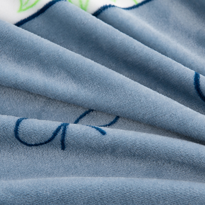 91家纺网 家纺一手货源 找家纺 牵依 2025新款金貂绒四件套牛奶绒四件套爱心小熊