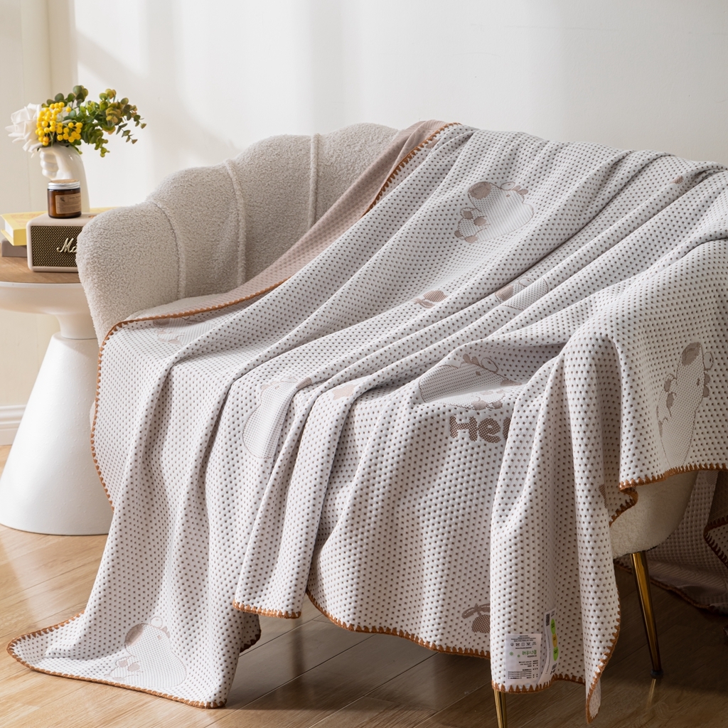 91家纺网 家纺一手货源 找家纺 观月轩家纺 2025新款针织棉冰感夏被夏凉被空调被系列 卡皮巴拉-浅咖色