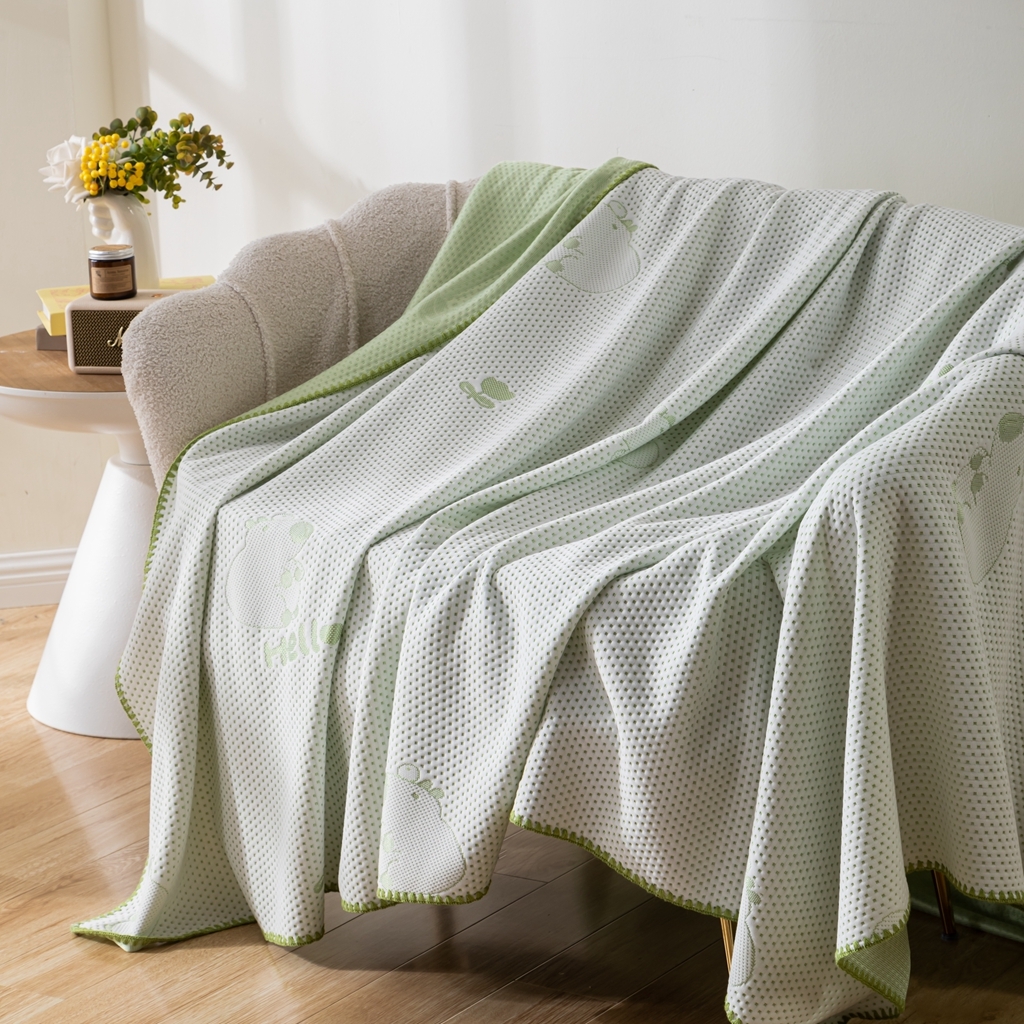 91家纺网 家纺一手货源 找家纺 观月轩家纺 2025新款针织棉冰感夏被夏凉被空调被系列 卡皮巴拉-水绿色