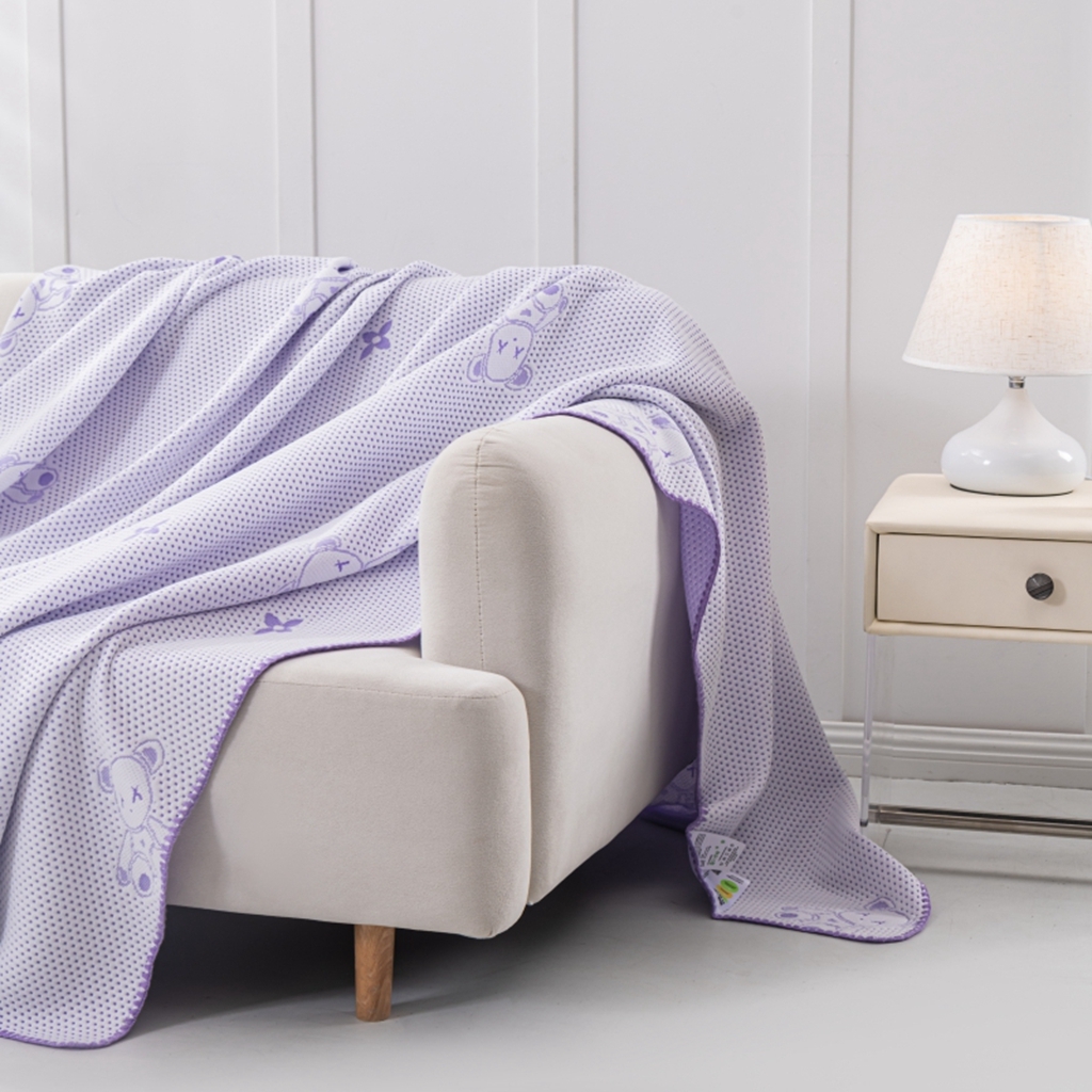 91家纺网 家纺一手货源 找家纺 观月轩家纺 2025新款针织棉冰感夏被夏凉被空调被系列 暴力熊-千黛紫