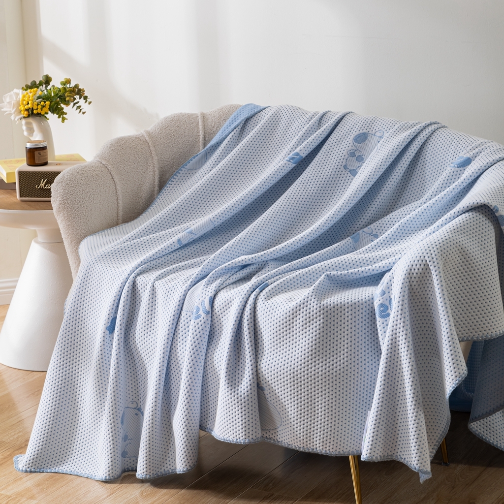 91家纺网 家纺一手货源 找家纺 观月轩家纺 2025新款针织棉冰感夏被夏凉被空调被系列 卡皮巴拉-天蓝色