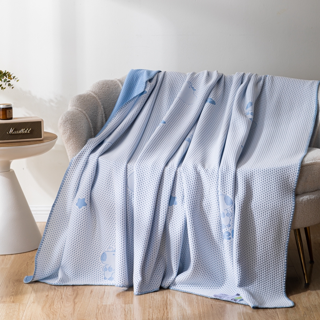 91家纺网 家纺一手货源 找家纺 观月轩家纺 2025新款针织棉冰感夏被夏凉被空调被系列 卡皮巴拉-天蓝色