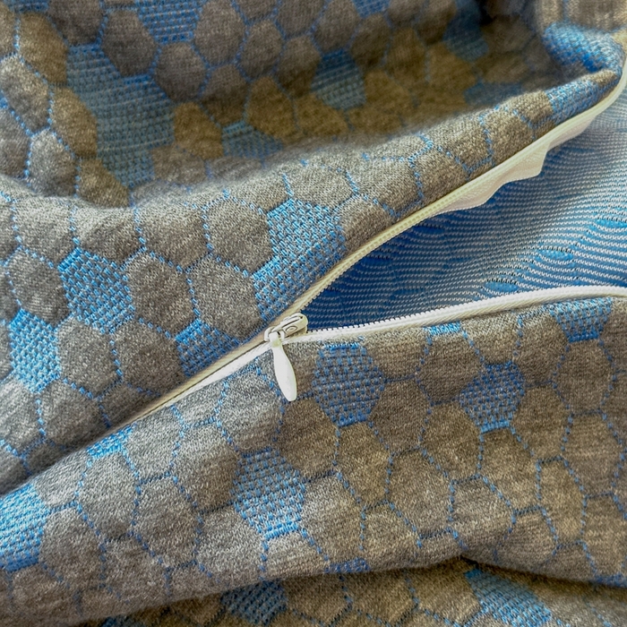 91家纺网 家纺一手货源 找家纺 （总）美丽折家纺 2025新款双拉链头鸟眼布乳胶床垫内套