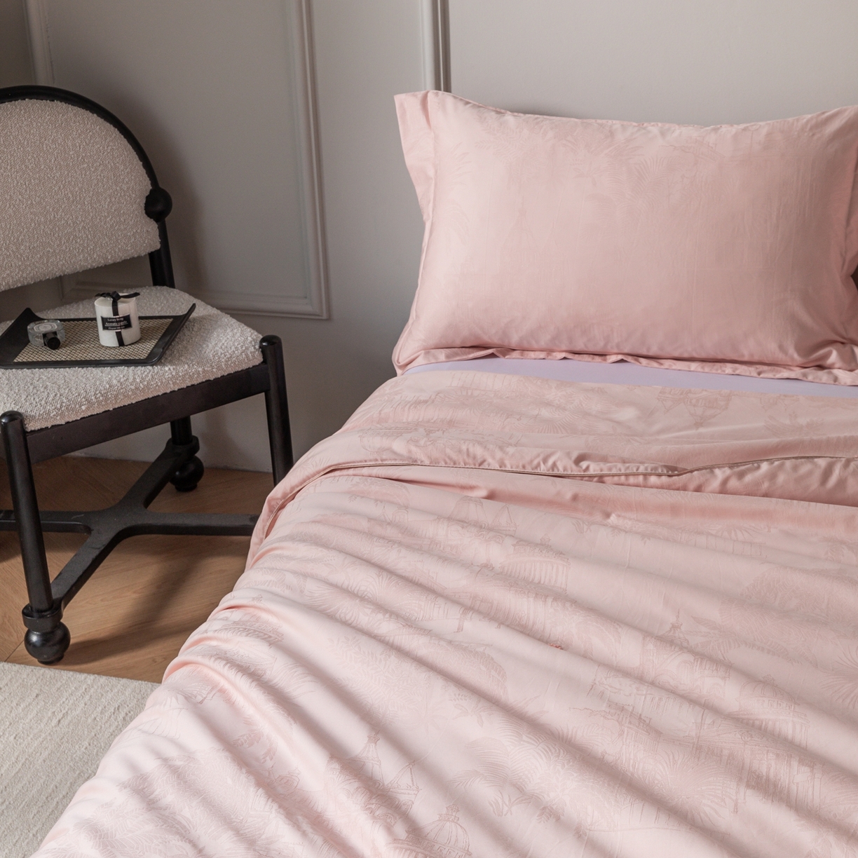 91家纺网 家纺一手货源 找家纺 缦纯蚕丝羽绒馆2025新款特级国标双宫桑蚕丝被城堡女王手工100%桑蚕丝被子春秋被夏被冬被长丝绵被子子母被保真可检测 粉玉色