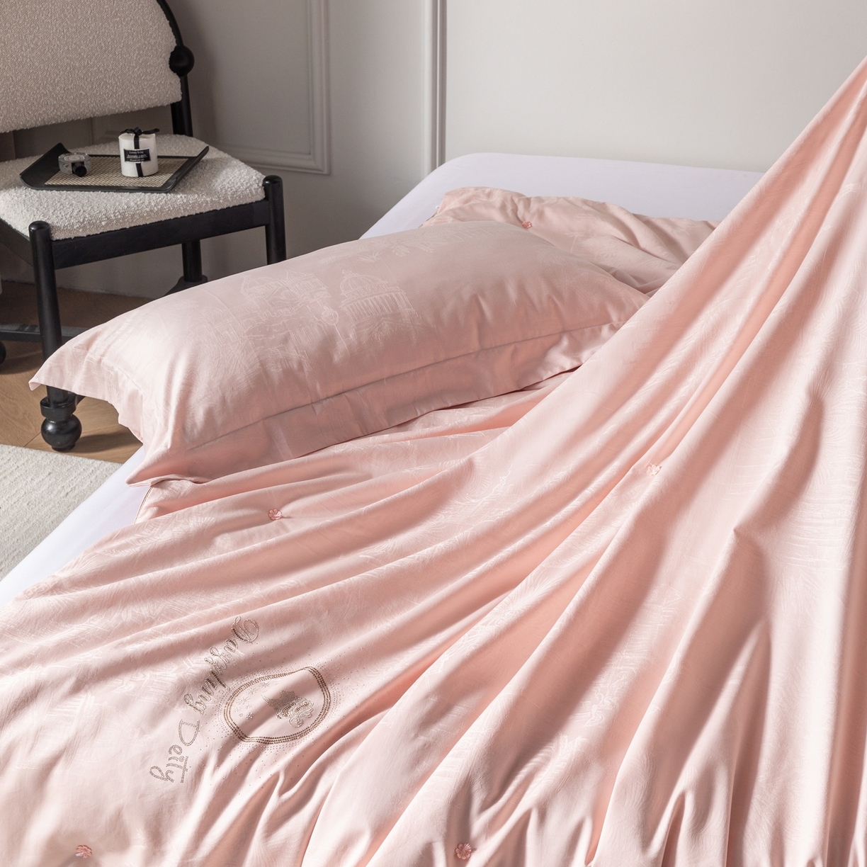 91家纺网 家纺一手货源 找家纺 缦纯蚕丝羽绒馆2025新款特级国标双宫桑蚕丝被城堡女王手工100%桑蚕丝被子春秋被夏被冬被长丝绵被子子母被保真可检测 粉玉色