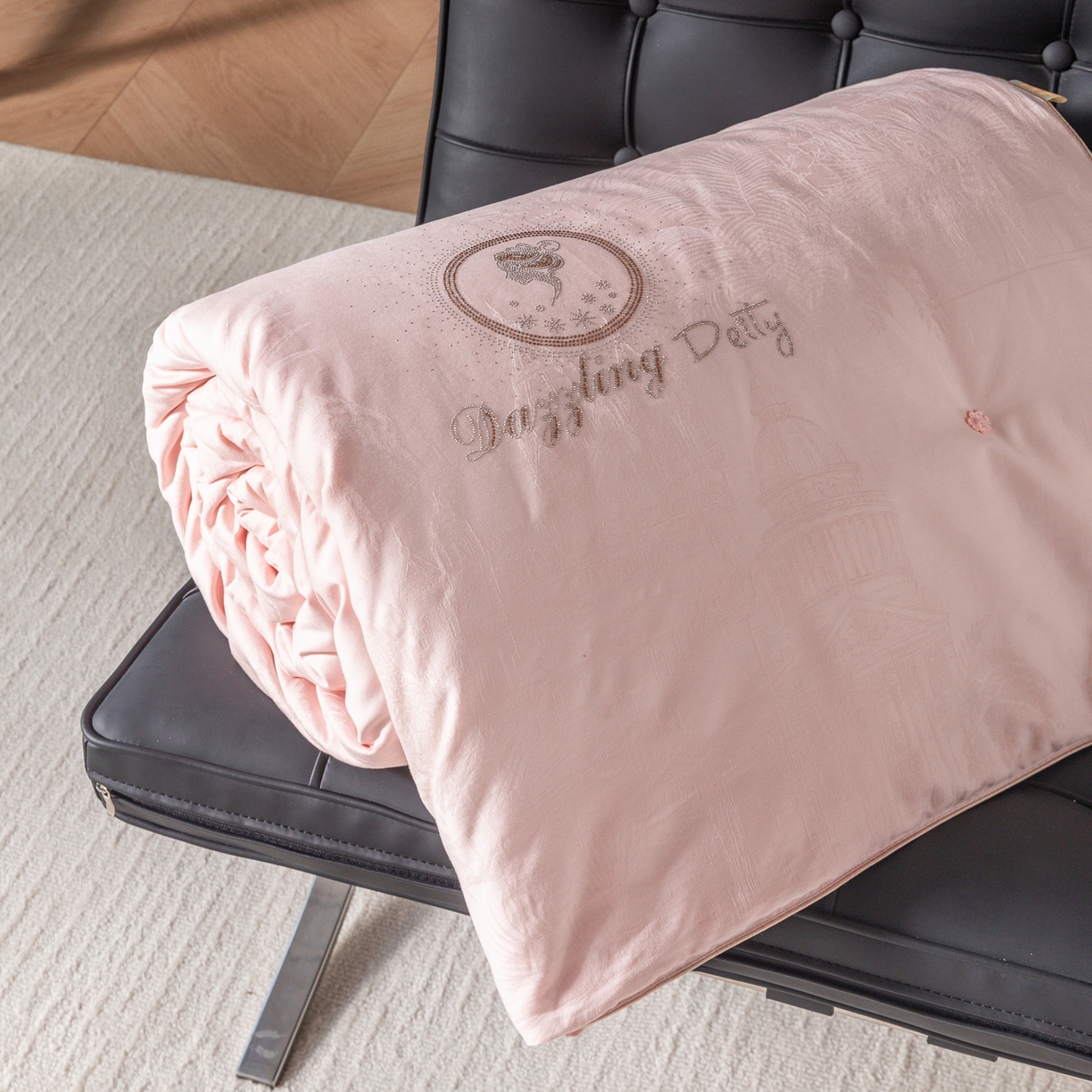 91家纺网 家纺一手货源 找家纺 缦纯蚕丝羽绒馆2025新款特级国标双宫桑蚕丝被城堡女王手工100%桑蚕丝被子春秋被夏被冬被长丝绵被子子母被保真可检测 粉玉色