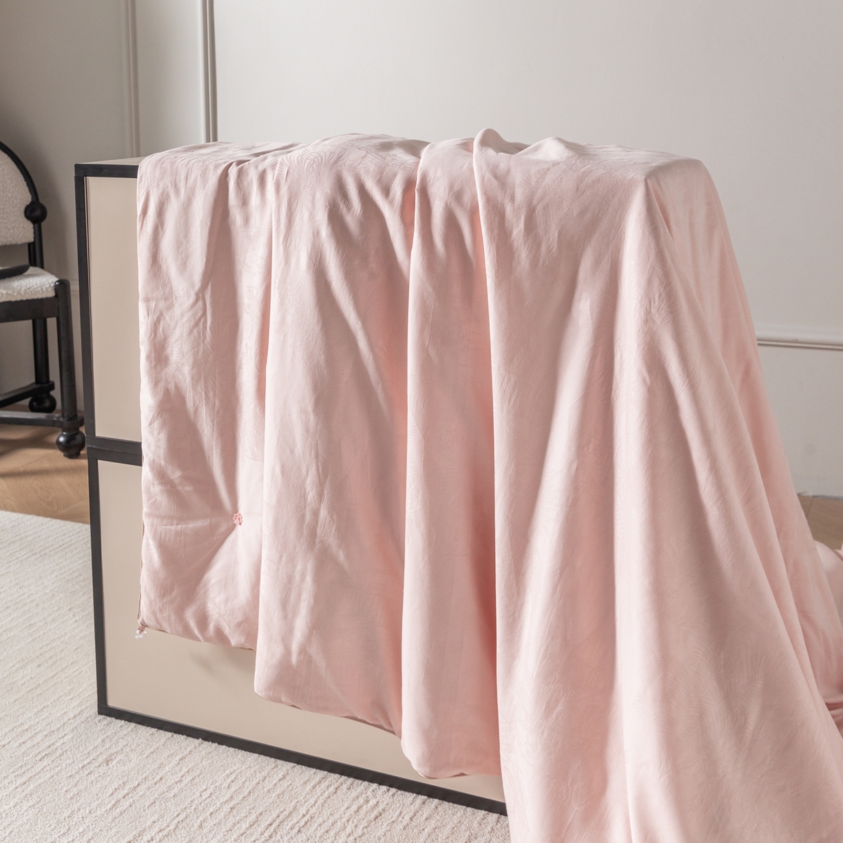 91家纺网 家纺一手货源 找家纺 缦纯蚕丝羽绒馆2025新款特级国标双宫桑蚕丝被城堡女王手工100%桑蚕丝被子春秋被夏被冬被长丝绵被子子母被保真可检测 粉玉色