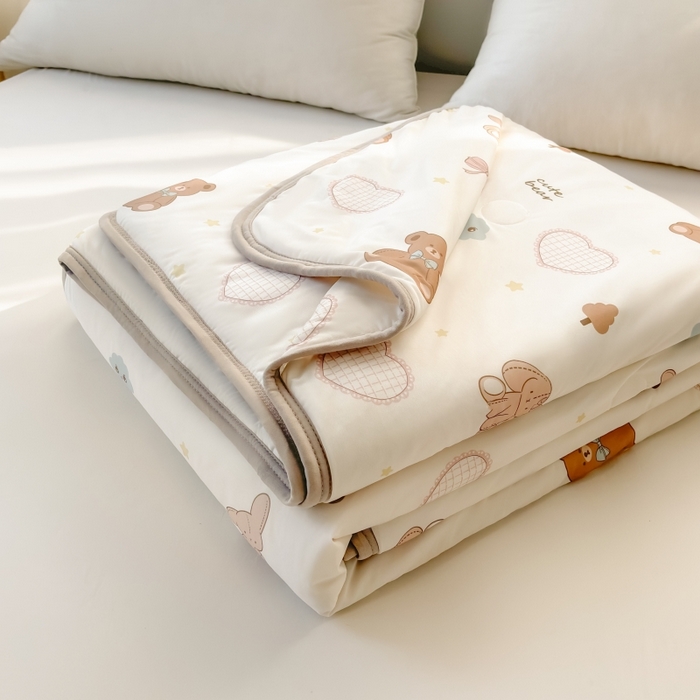 91家纺网 家纺一手货源 找家纺 观月轩家纺 2025新款亲肤舒适凉感丝夏被夏凉被空调被 快乐伙伴