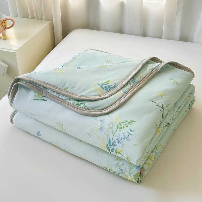 91家纺网 家纺一手货源 找家纺 观月轩家纺 2025新款亲肤舒适凉感丝夏被夏凉被空调被 仙草-蓝