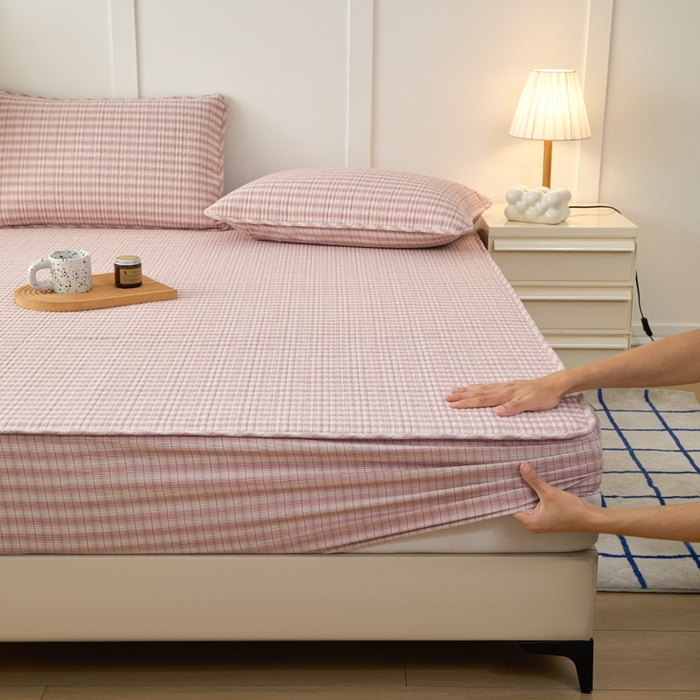 91家纺网 家纺一手货源 找家纺 佳笠家居 2025新款全棉纯棉水洗棉小格子加婴儿绒床笠单床笠单品床笠单件床笠 暖绒-柠檬粉