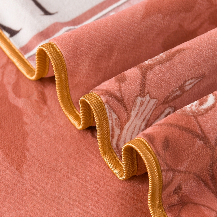 91家纺网 家纺一手货源 找家纺 牵依 2025新款金貂绒四件套牛奶绒四件套花海